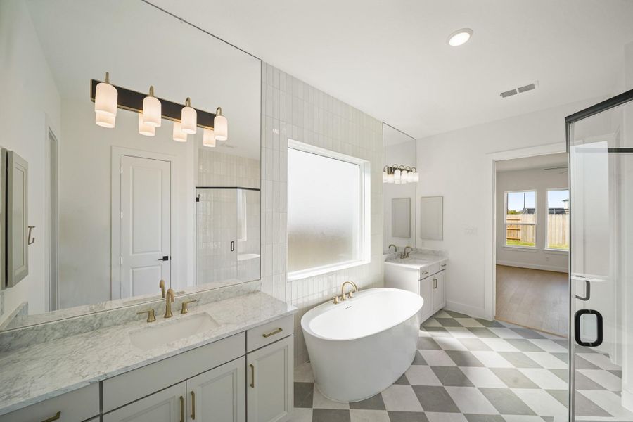 No need to worry if you both get ready at the same time, the shower has dual shower heads and plenty of room. No need to worry if you both get ready at the same time, the shower has dual shower heads and plenty of room.