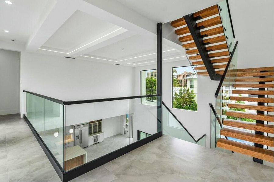 SECOND FLOOR LANDING SECOND FLOOR LANDING