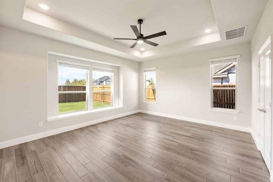 Spacious, unfurnished interior of a new home in Sonoma Verde, McLendon-Chisholm (Image 24).