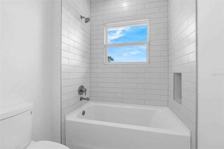 Furnished interior view inside a new home in , Orlando (Image 19).