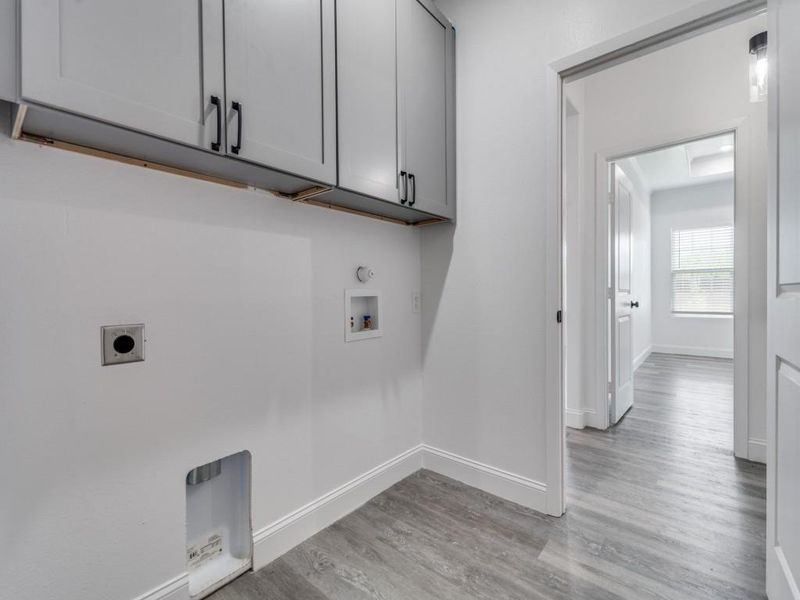 Spacious, unfurnished interior of a new home in , East Tawakoni (Image 23). Spacious, unfurnished interior of a new home in , East Tawakoni (Image 23).