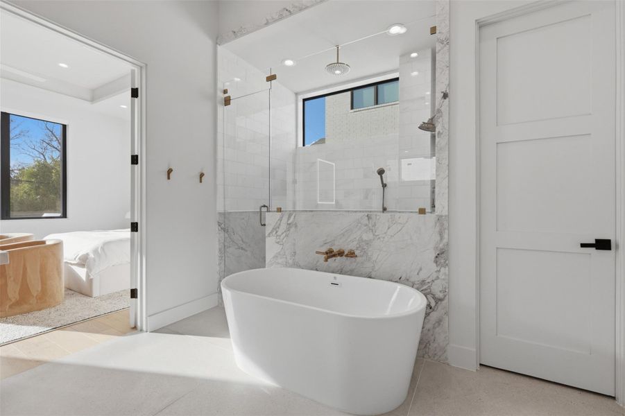 Furnished interior view inside a new home in , Bellaire (Image 39).