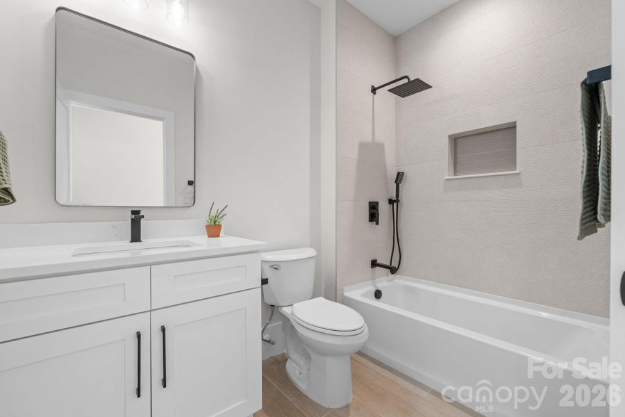 Furnished interior view inside a new home in , Lincolnton (Image 8).