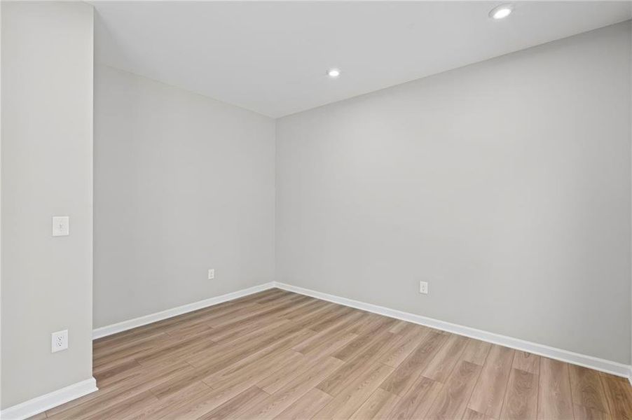 Spacious, unfurnished interior of a new home in Twin Lakes, Hoschton (Image 14).