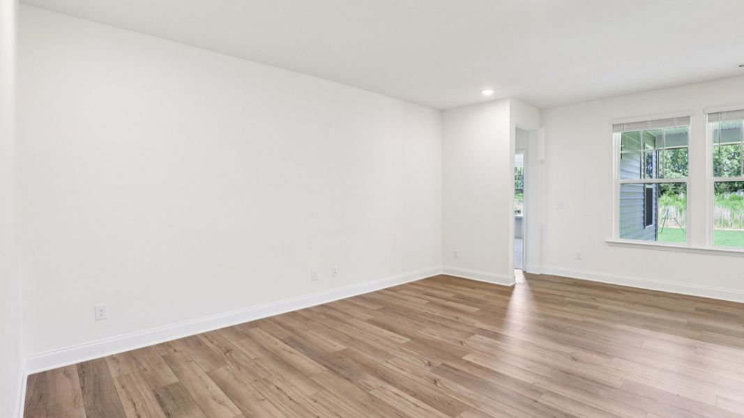 Representative furnished interior of a home built from the Pendleton by DRB Homes in Oakmont Manor, Oxford (Image 12).