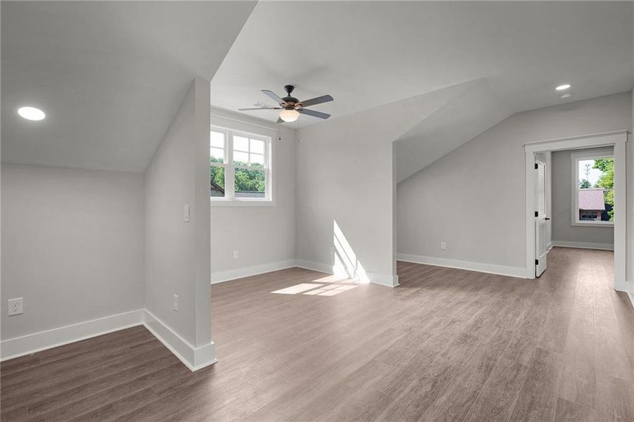 Spacious, unfurnished interior of a new home in , Jasper (Image 24).