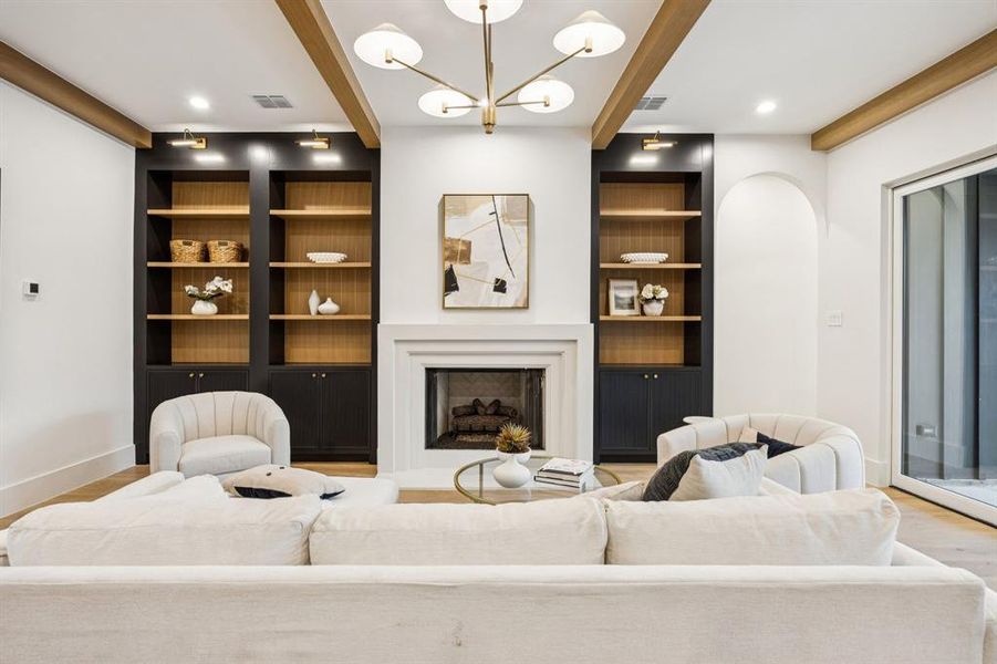 Furnished interior view inside a new home in , Dallas (Image 4).