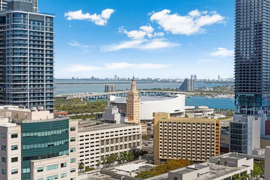 Condo located in Miami, FL showcasing its design and architecture (Image 22). Condo located in Miami, FL showcasing its design and architecture (Image 22).