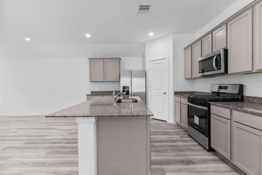 *Images and 3D tour are for illustration only and options may vary from home as built.