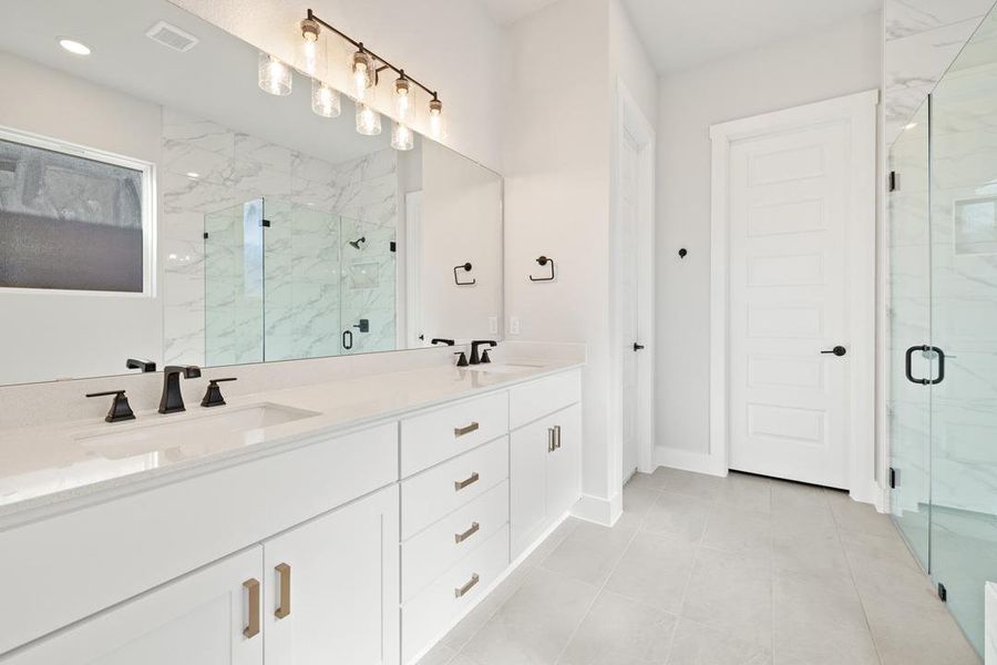 Furnished interior view inside a new home in Lariat, Liberty Hill (Image 8).