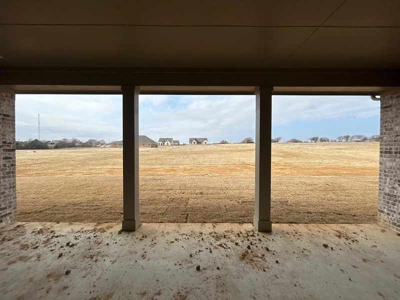 Exterior details and patio area of a home in Creekview Addition, Van Alstyne (Image 5).