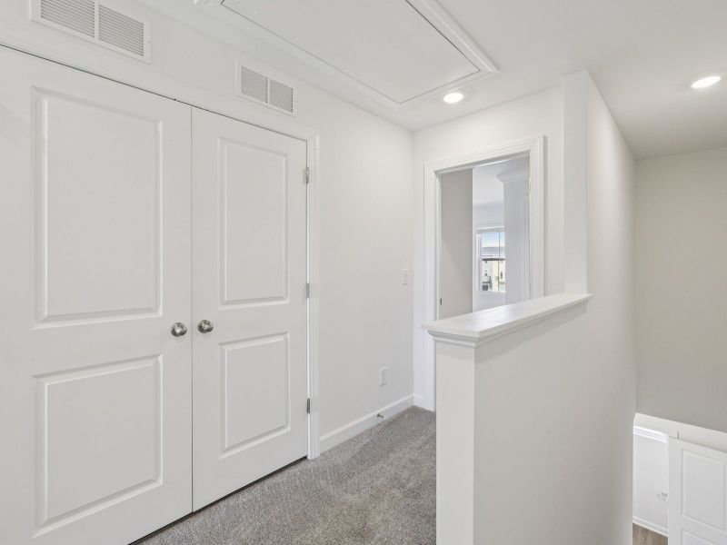 Spacious, unfurnished interior of a new home in Meadows at Wilson Farms - The Heights Series, Fort Mill (Image 12).