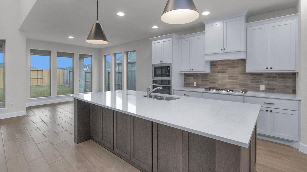 Furnished interior view inside a new home in Riceland, Mont Belvieu (Image 7).
