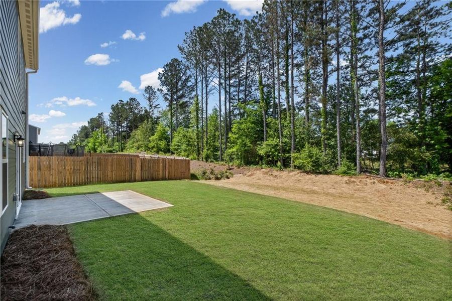 Exterior details and patio area of a home in Cherry Glen, Euharlee (Image 19).