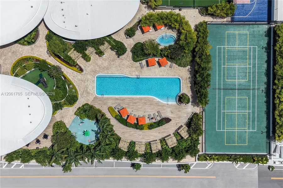 Community amenities in , Miami (Image 40). Community amenities in , Miami (Image 40).