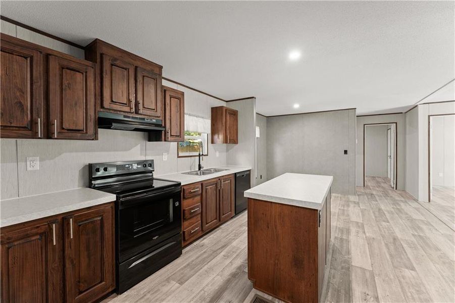 Furnished interior view inside a new home in , Acworth (Image 7).