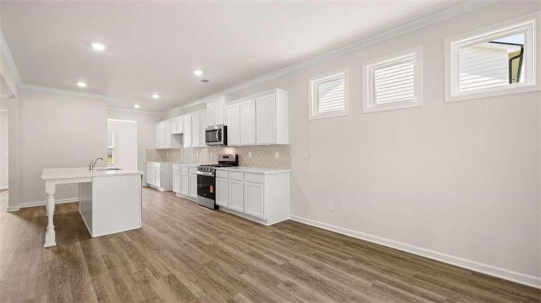 Spacious, unfurnished interior of a new home in Independence, Loganville (Image 29).