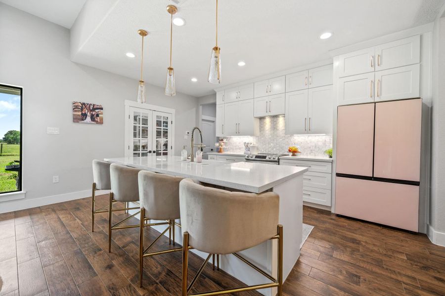 Furnished interior view inside a new home in , Anahuac (Image 12).