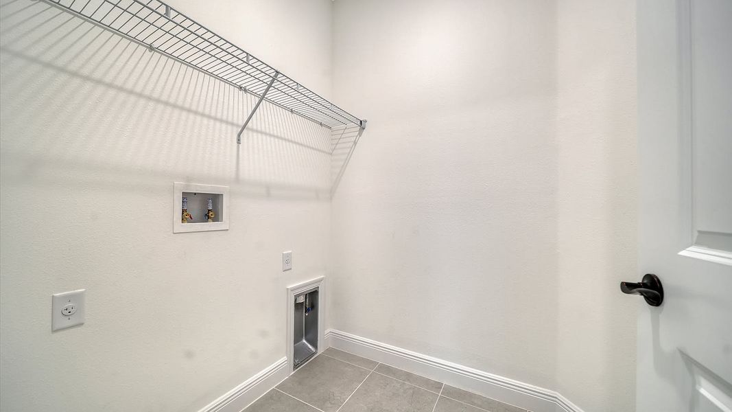 Spacious, unfurnished interior of a new home in Windward Real Estate and Homes for Sale in Sarasota, FL - Neal Communities, Lakewood Ranch (Image 32).