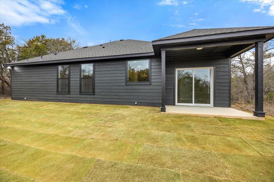 Exterior details and patio area of a home in , Granbury (Image 3). Exterior details and patio area of a home in , Granbury (Image 3).