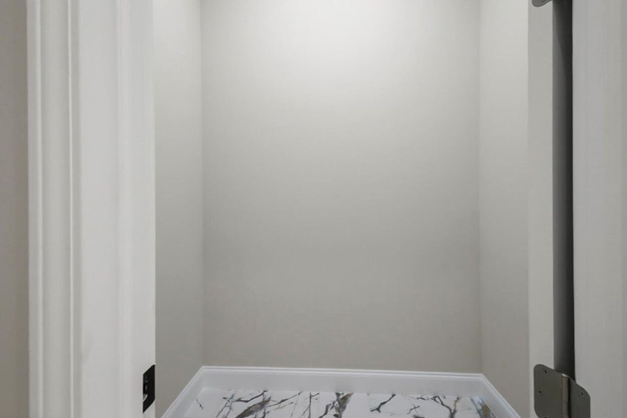 Spacious, unfurnished interior of a new home in , Port St. Lucie (Image 16).