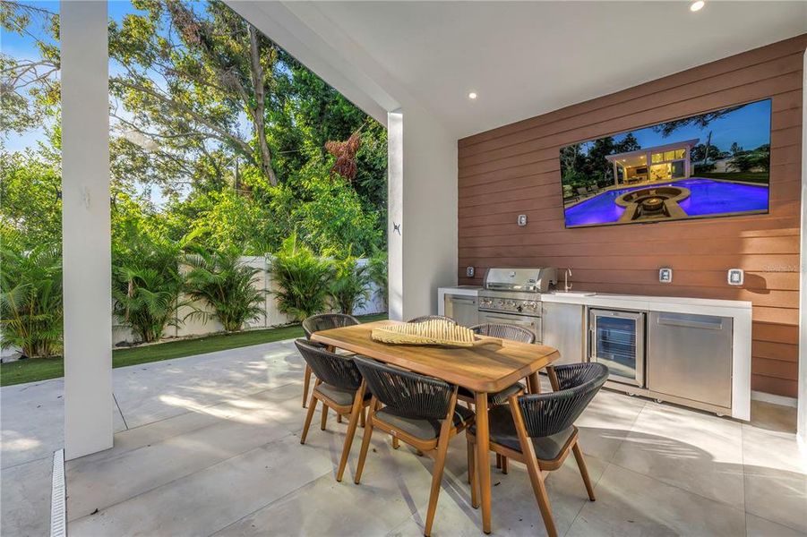 Image 70 of a home in .