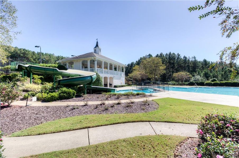 Community amenities in Governor’s Preserve, Canton (Image 6).