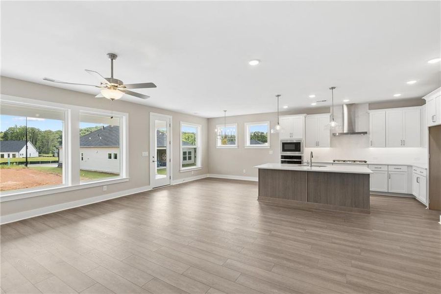 Spacious, unfurnished interior of a new home in Old Mill Preserve, Dallas (Image 21).