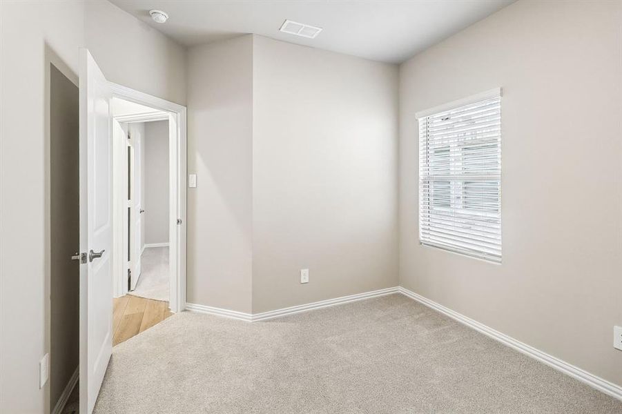Spacious, unfurnished interior of a new home in Southridge - Spring Series, Princeton (Image 18).