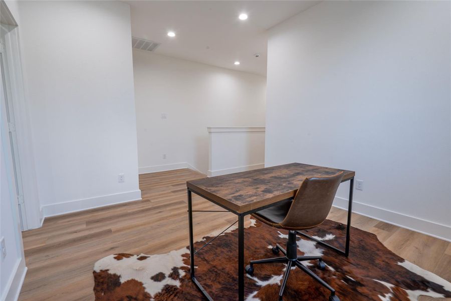 Furnished interior view inside a new home in , Houston (Image 4). Furnished interior view inside a new home in , Houston (Image 4).