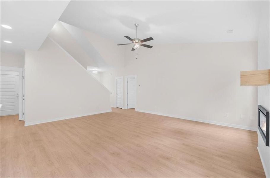 Spacious, unfurnished interior of a new home in , Dahlonega (Image 17). Spacious, unfurnished interior of a new home in , Dahlonega (Image 17).