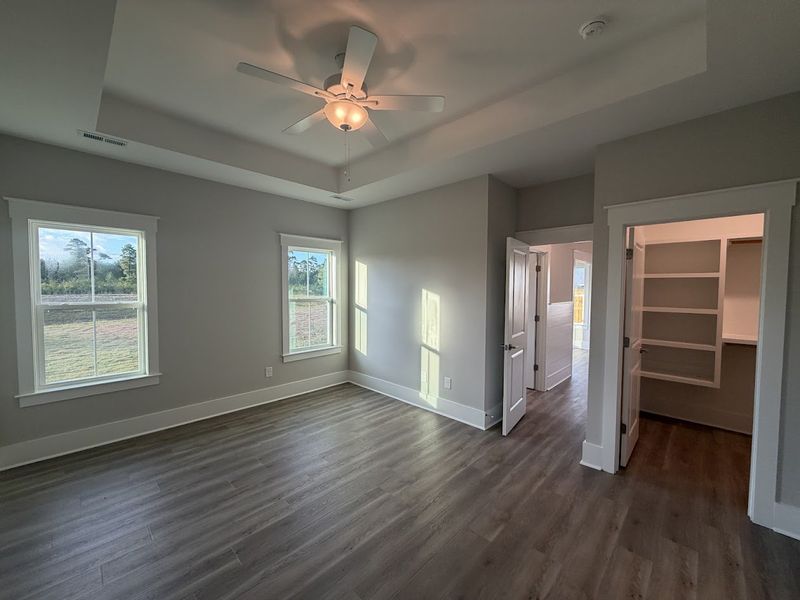Spacious, unfurnished interior of a new home in Songbird, Hampstead (Image 23).