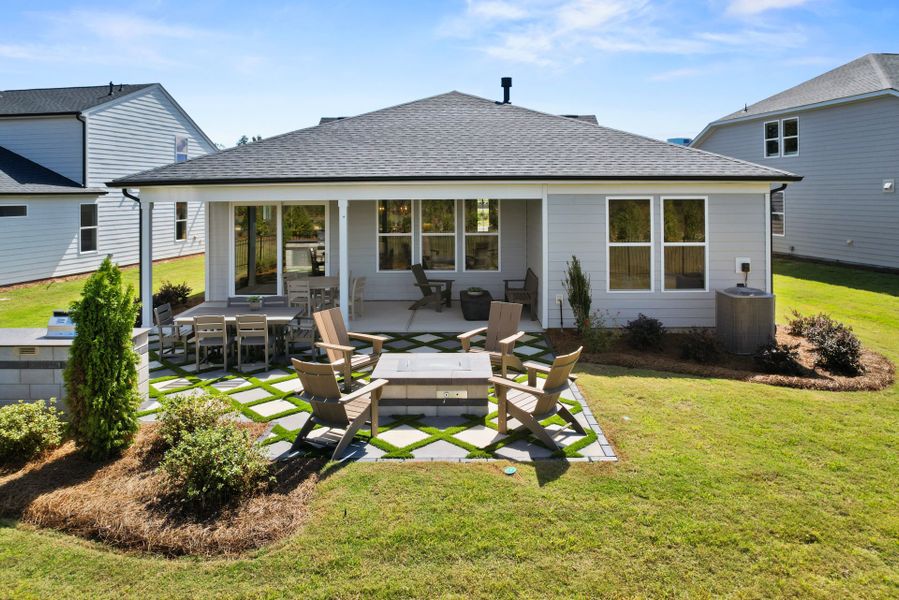 Representative exterior details of a home built from the Palmary by Del Webb in Del Webb Carolina Ridge, Midland (Image 31).