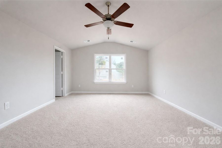 Spacious, unfurnished interior of a new home in , Charlotte (Image 19).