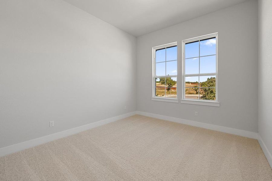 Spacious, unfurnished interior of a new home in Lariat, Liberty Hill (Image 31).