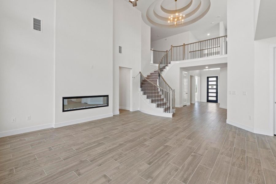 Spacious, unfurnished interior of a new home in Parmer Ranch, Georgetown (Image 20).
