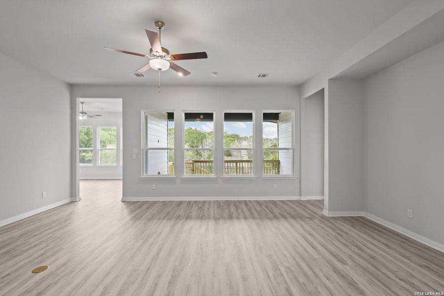 Spacious, unfurnished interior of a new home in Homestead, Schertz (Image 28). Spacious, unfurnished interior of a new home in Homestead, Schertz (Image 28).