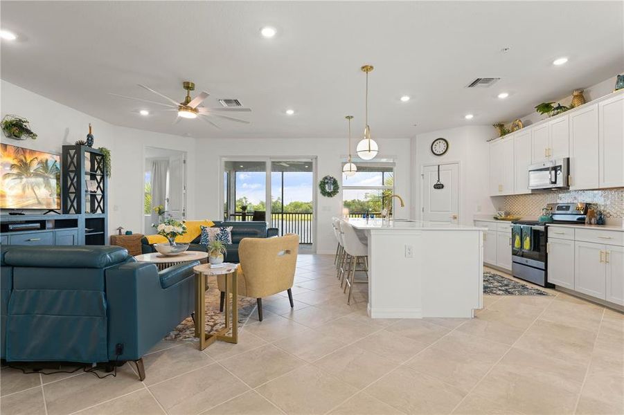 Furnished interior view inside a new home in , Punta Gorda (Image 53).