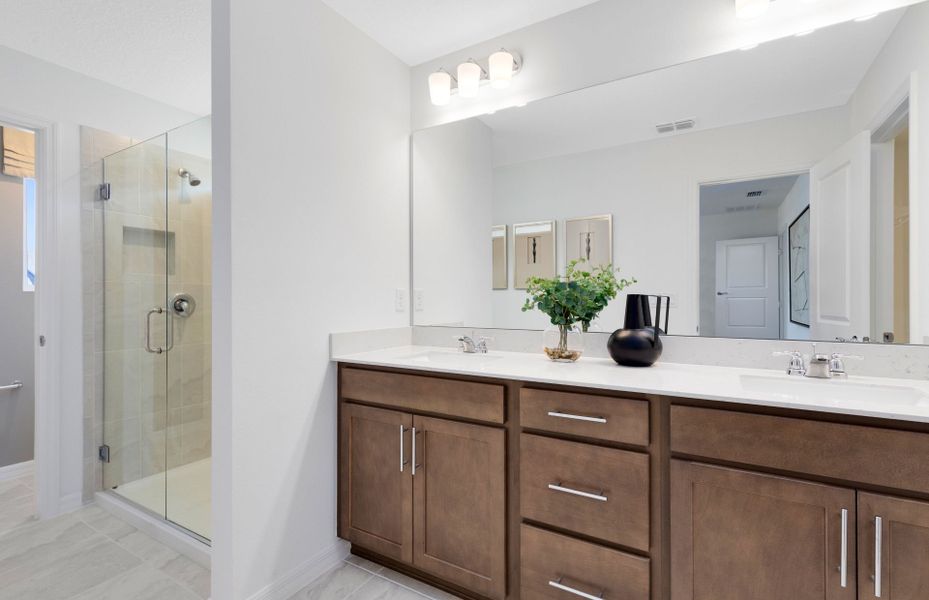 Representative furnished interior of a home built from the Caden by Pulte Homes in Tohoqua, Kissimmee (Image 9).