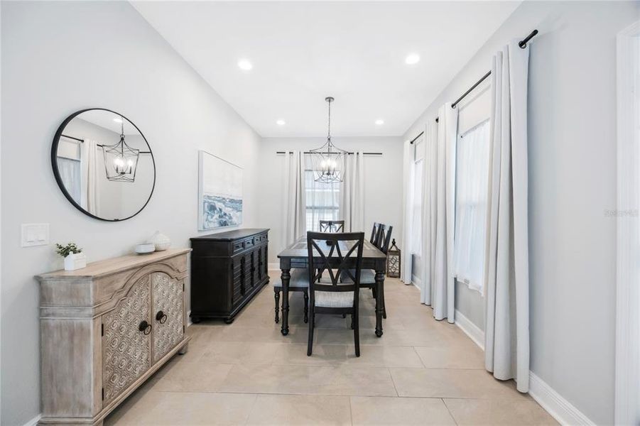 Furnished interior view inside a new home in , Tarpon Springs (Image 11).