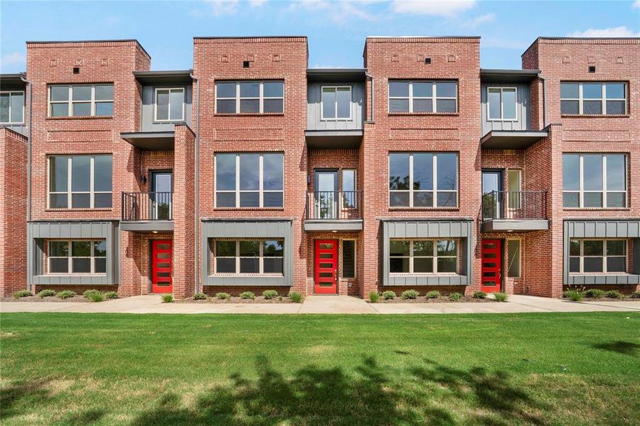 Image 34 of a home in .