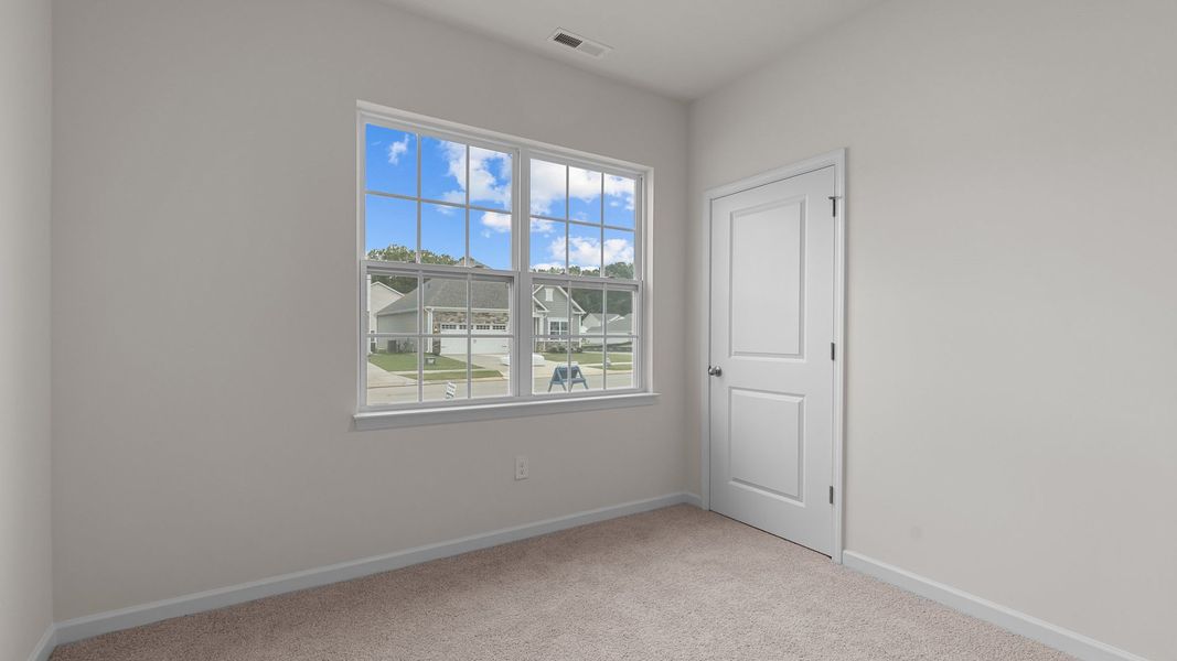 Image 24 of a home in Saddlebrook.