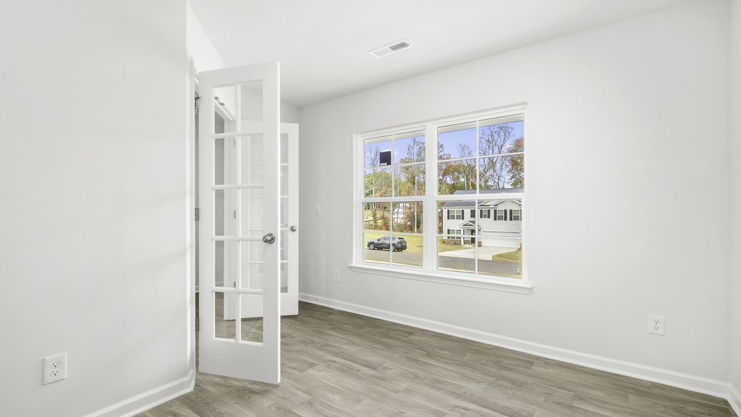 Representative unfurnished interior of a home built from the Kyle by D.R. Horton in Evergreen Landing, Lexington (Image 10).