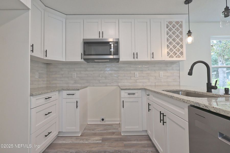 Furnished interior view inside a new home in , Jacksonville (Image 31). Furnished interior view inside a new home in , Jacksonville (Image 31).