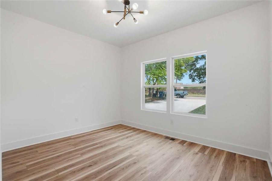 Spacious, unfurnished interior of a new home in , Atlanta (Image 16).