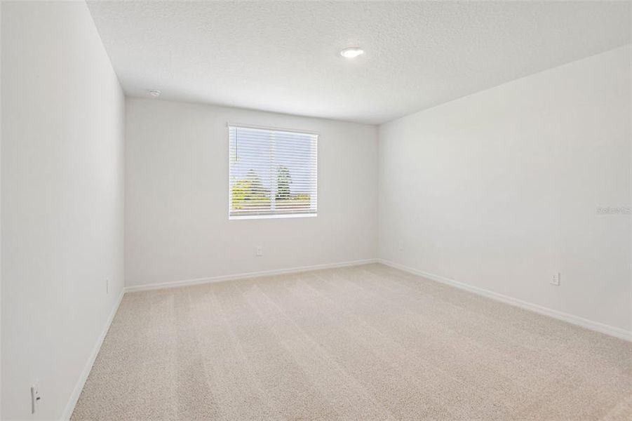 Spacious, unfurnished interior of a new home in Two Rivers - Classic Series, Zephyrhills (Image 33).