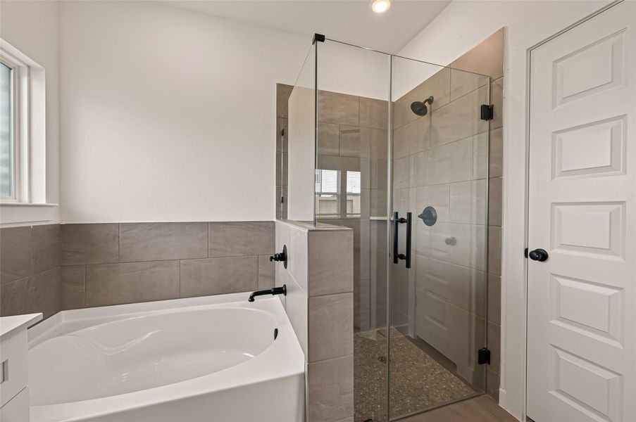 Furnished interior view inside a new home in Foxtail Palms, Manvel (Image 10). Furnished interior view inside a new home in Foxtail Palms, Manvel (Image 10).
