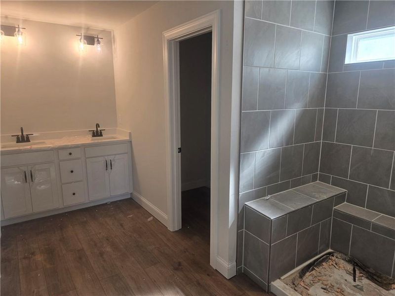 Image 8 of a home in Twin Lakes.