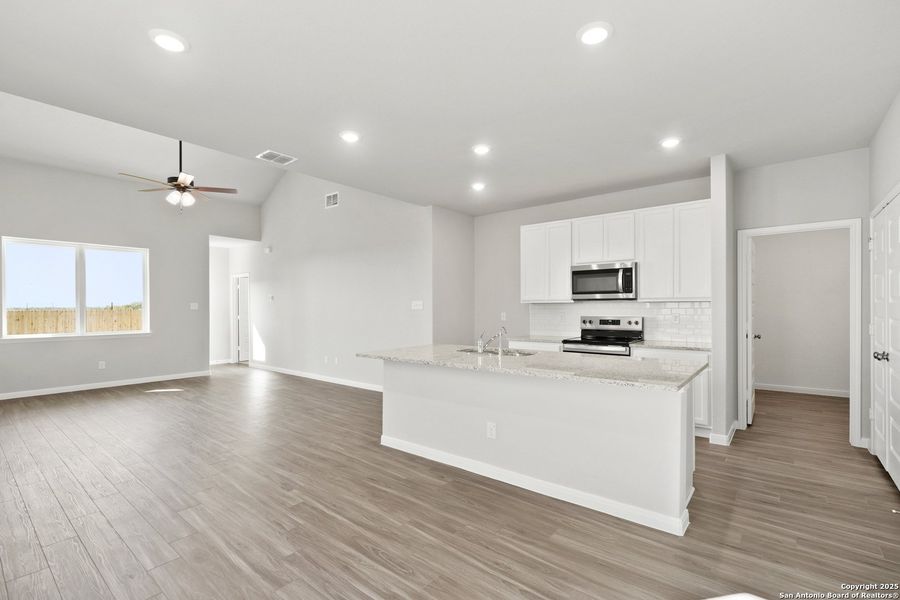 Furnished interior view inside a new home in Swenson Heights, Seguin (Image 11). Furnished interior view inside a new home in Swenson Heights, Seguin (Image 11).