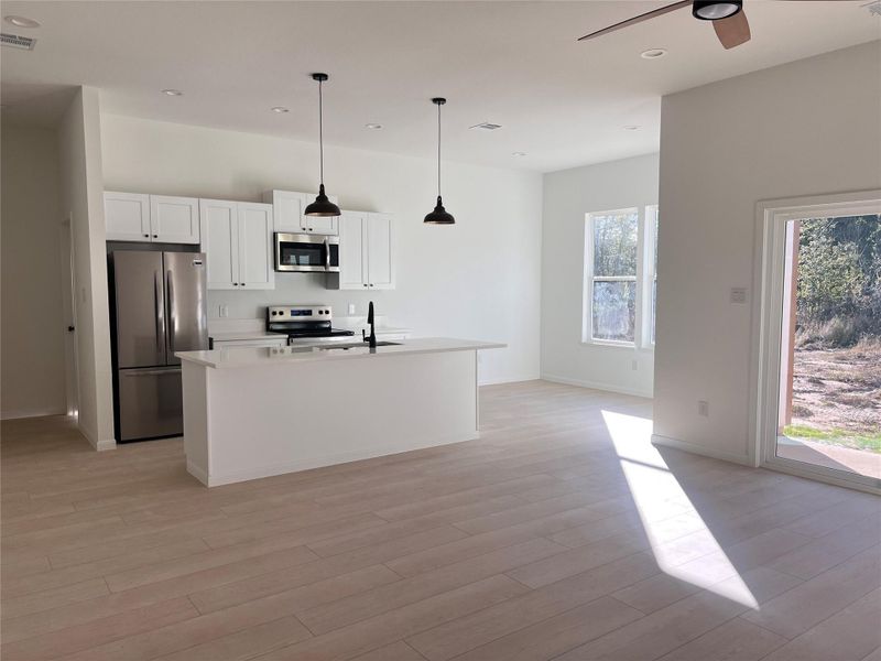 Spacious, unfurnished interior of a new home in , Cleveland (Image 16).